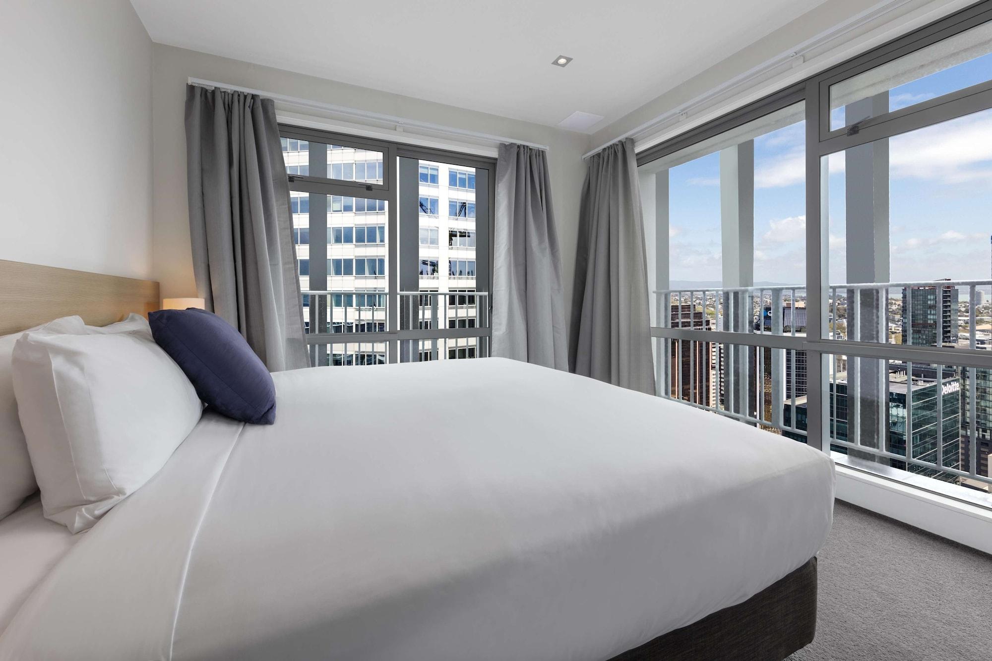 Auckland Harbour Suites Exterior foto
